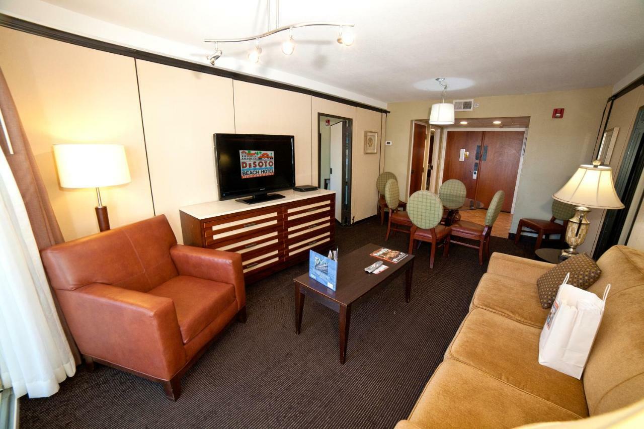 Desoto Beach Hotel Tybee Island Bagian luar foto
