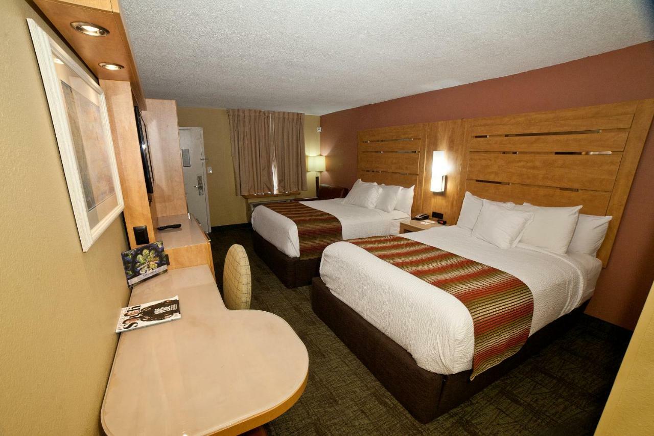 Desoto Beach Hotel Tybee Island Bagian luar foto